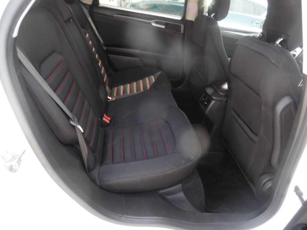 2014 Ford Fusion Image 14