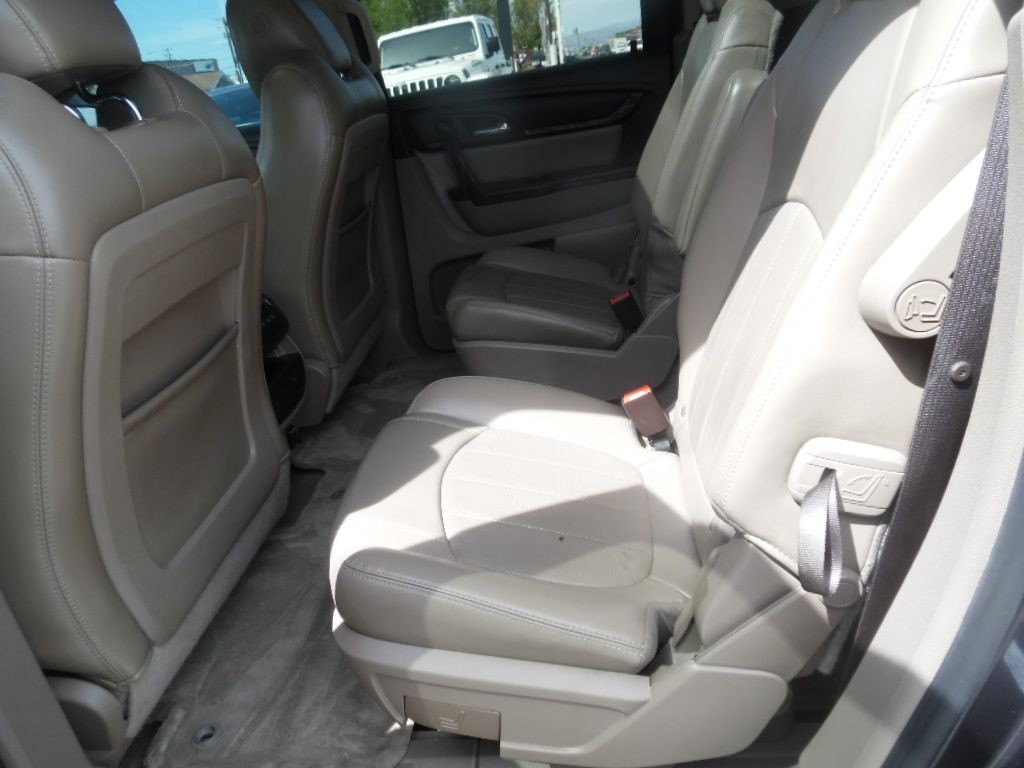 2015 GMC Acadia Image 9