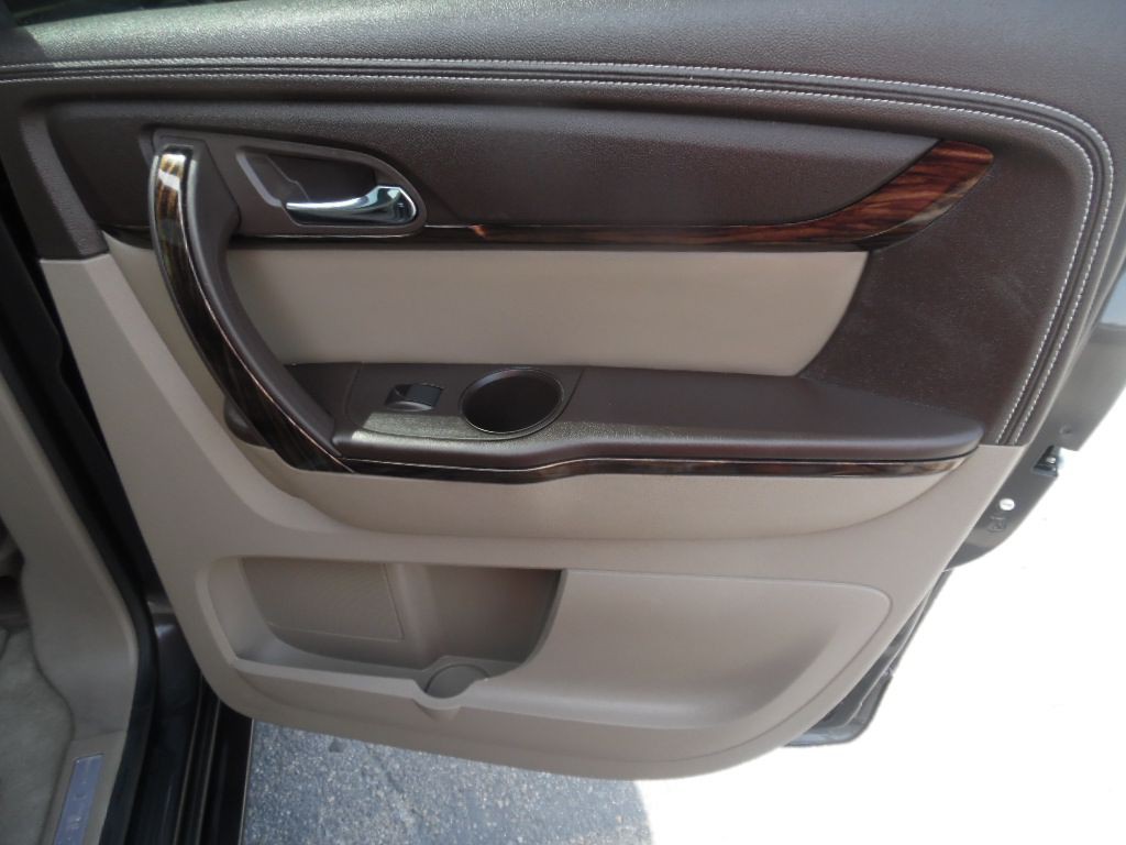 2015 GMC Acadia Image 15