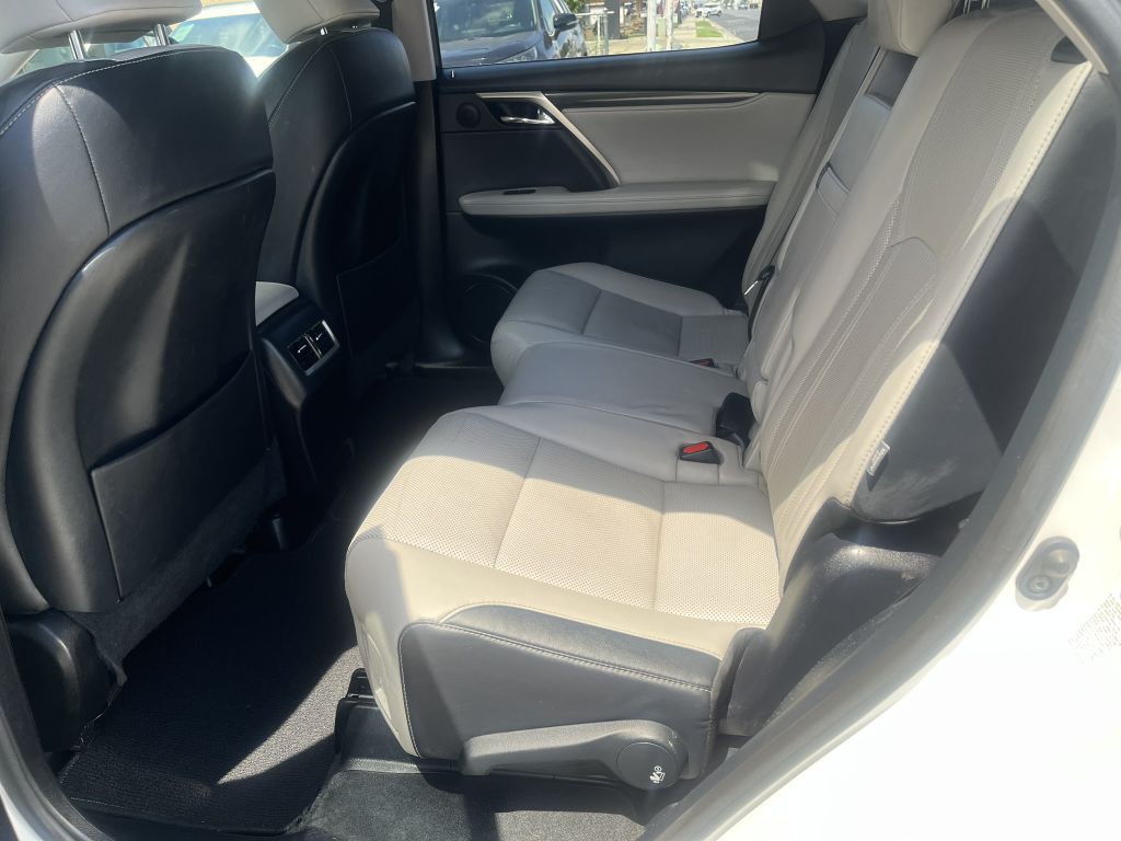 2018 Lexus RX Image 9