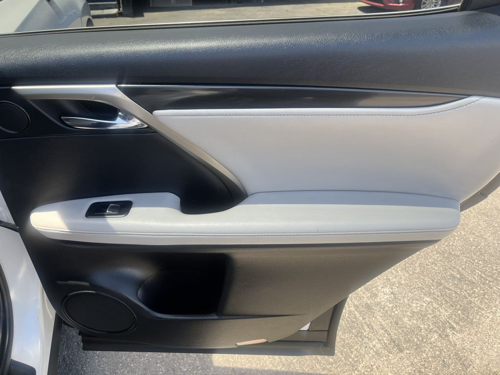 2018 Lexus RX Image 14