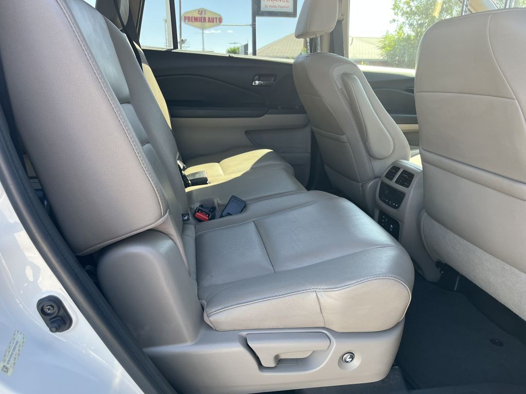 2016 Honda Pilot Image 14