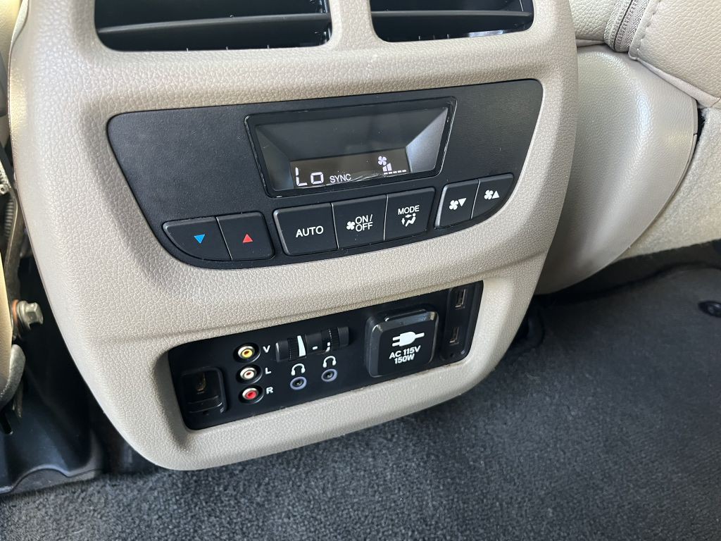 2016 Honda Pilot Image 25