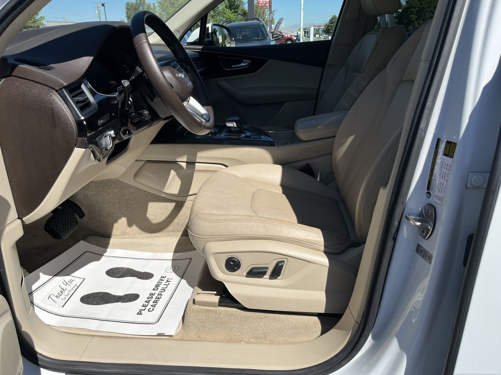 2017 Audi Q7 Image 7