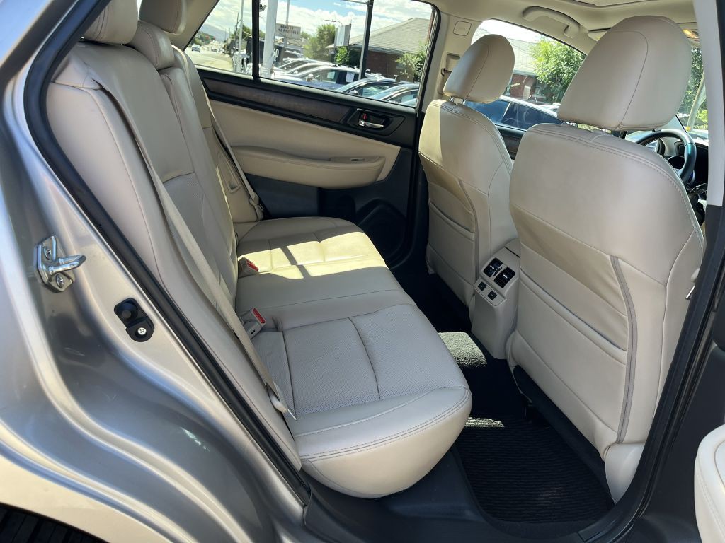 2016 Subaru Outback Image 14