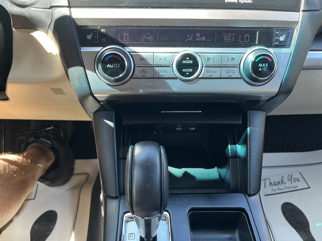 2016 Subaru Outback Image 19