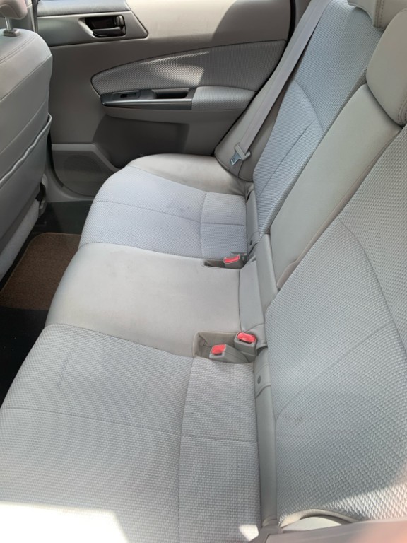 2011 Subaru Forester Image 6