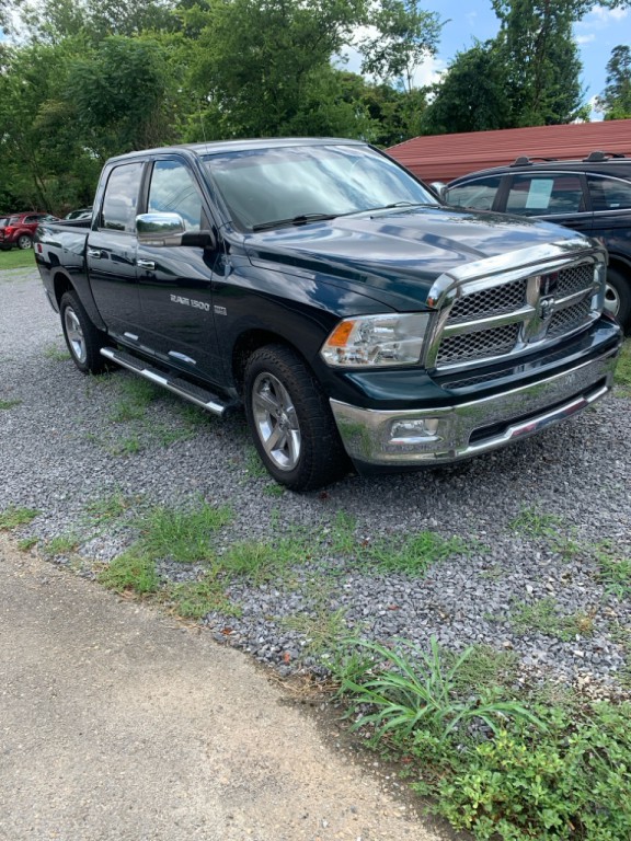 2011 Dodge Ram 1500 Image 2