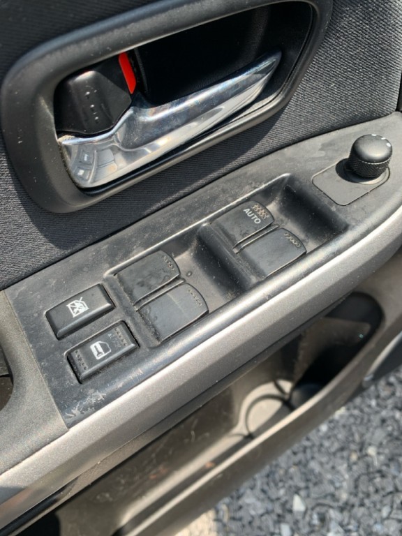 2013 Suzuki Grand Vitara Image 24