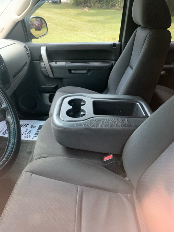 2011 Chevrolet Silverado 1500 Image 3