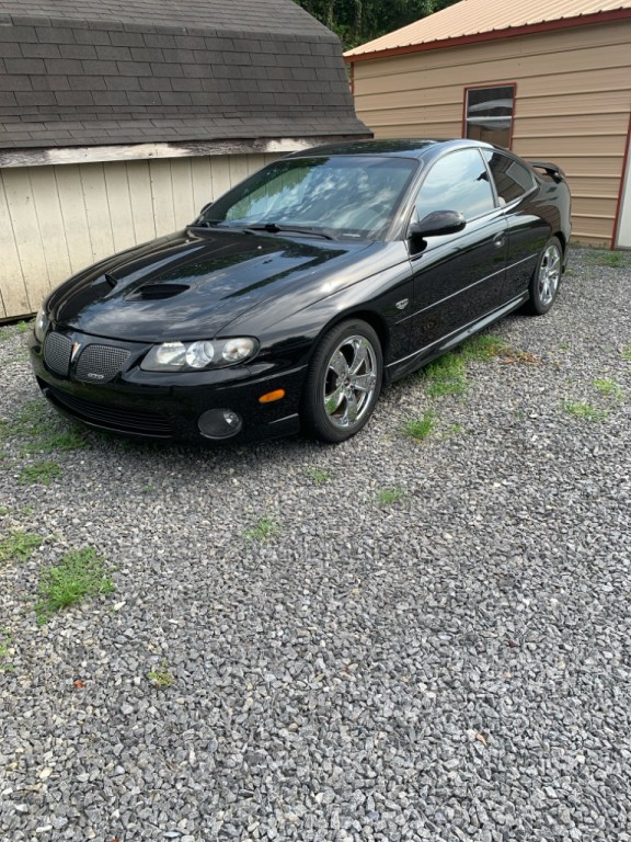 2005 Pontiac GTO Image 1