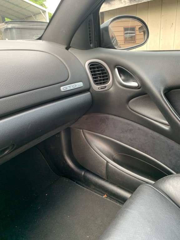 2005 Pontiac GTO Image 14