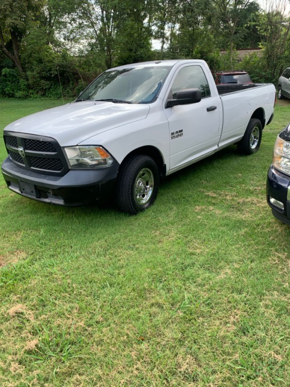 2017 RAM 1500 Image 2