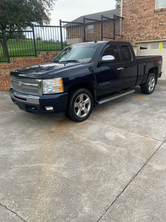 2010 Chevrolet Silverado 1500 Image 2