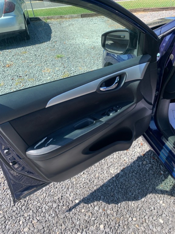 2019 Nissan Sentra Image 5