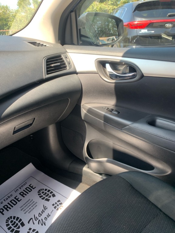 2019 Nissan Sentra Image 15
