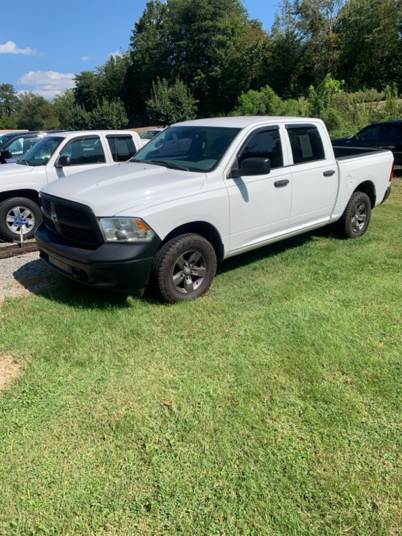 2014 RAM 1500 Image 2