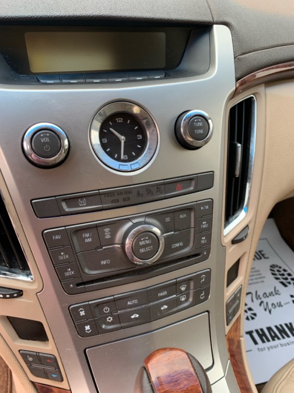 2011 Cadillac CTS Image 11