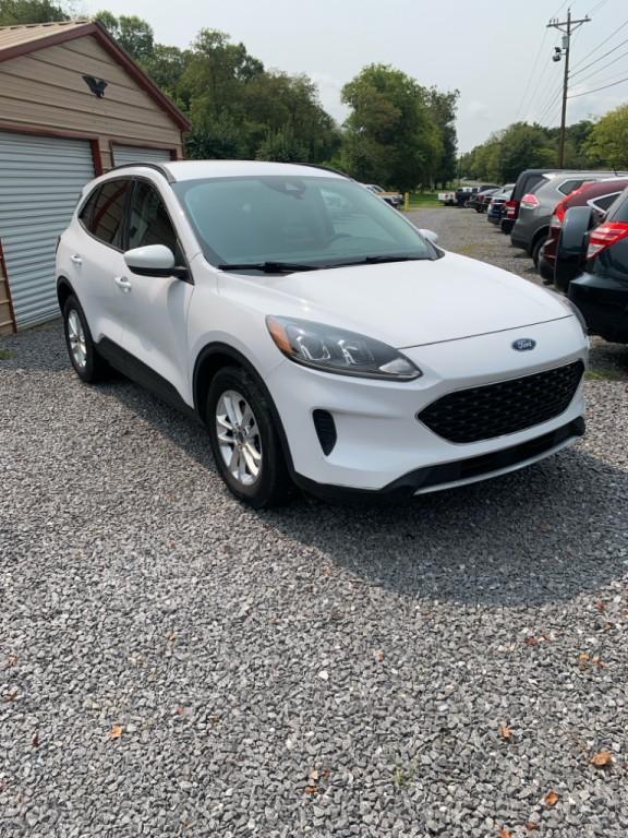2020 Ford Escape Image 1