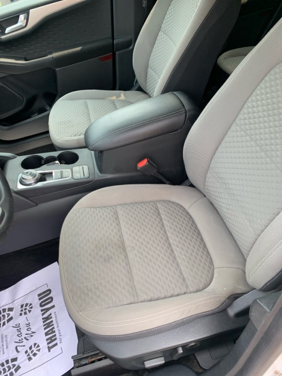 2020 Ford Escape Image 7