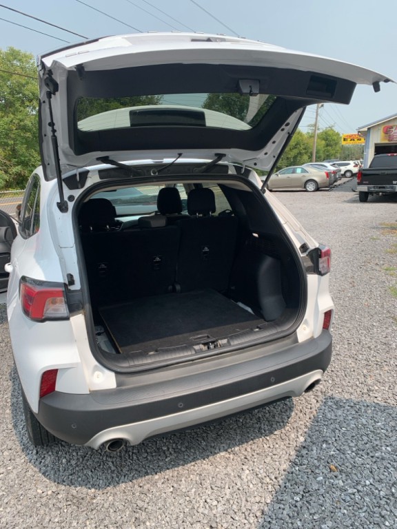 2020 Ford Escape Image 16