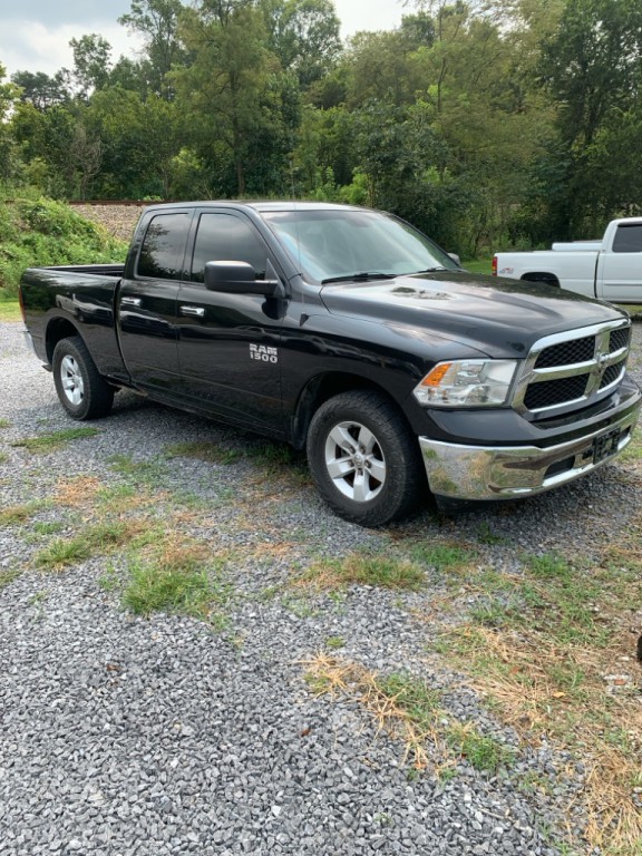 2017 RAM 1500 Image 2