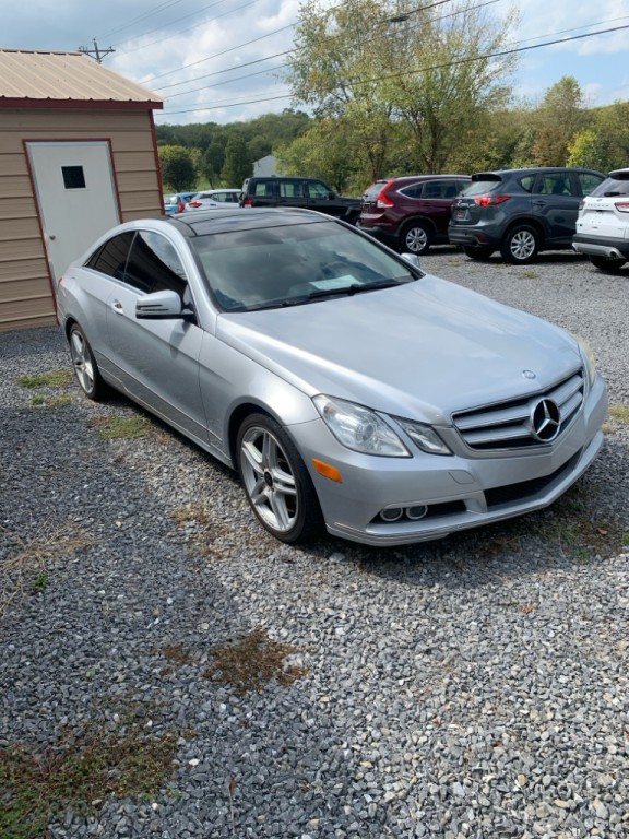 2011 Mercedes-Benz E-Class Image 2