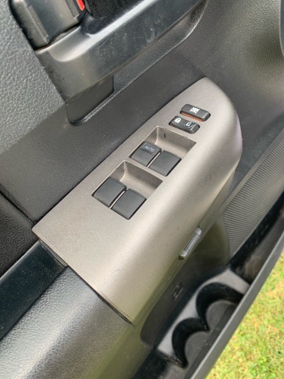 2010 Toyota Tundra Image 7