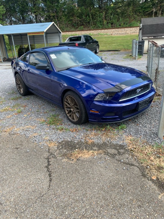2014 Ford Mustang Image 2