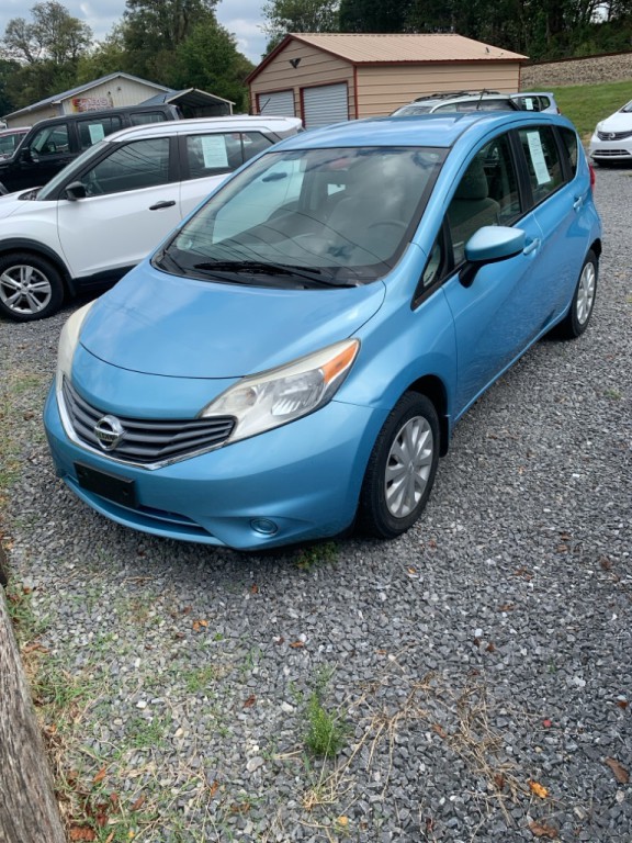 2015 Nissan Versa Image 2