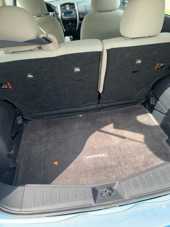 2015 Nissan Versa Image 15