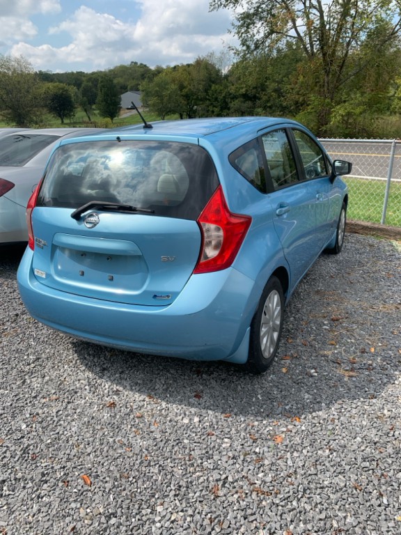 2015 Nissan Versa Image 16