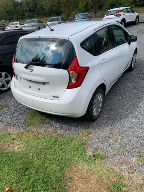 2015 Nissan Versa Image 20