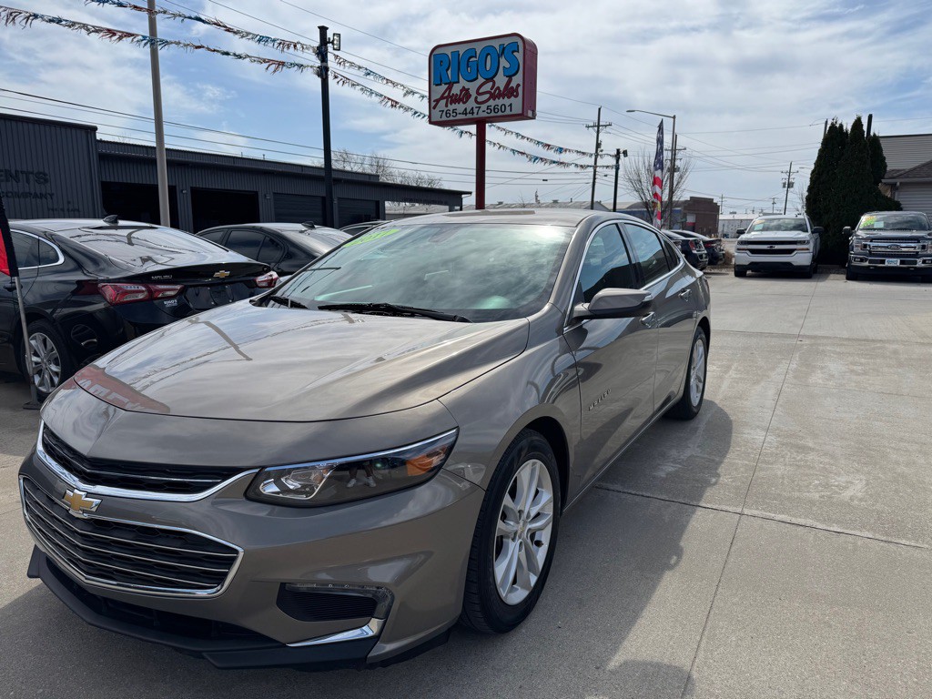2017 Chevrolet Malibu Image 3