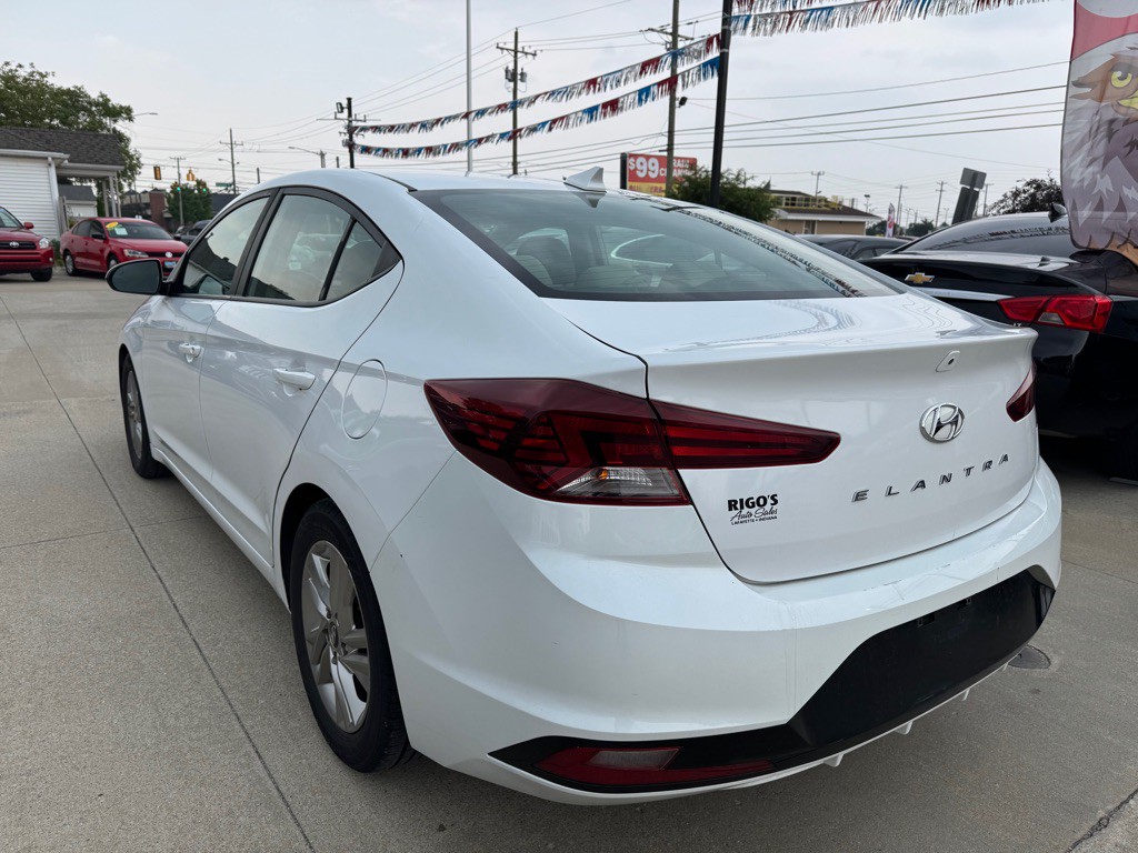 2019 Hyundai Elantra Image 6