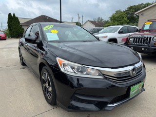 Image for 2017 Honda Accord LX ID: 6608359