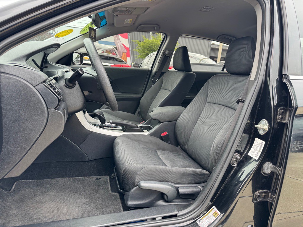 2017 Honda Accord Image 6