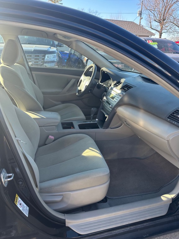 2009 Toyota Camry Image 8