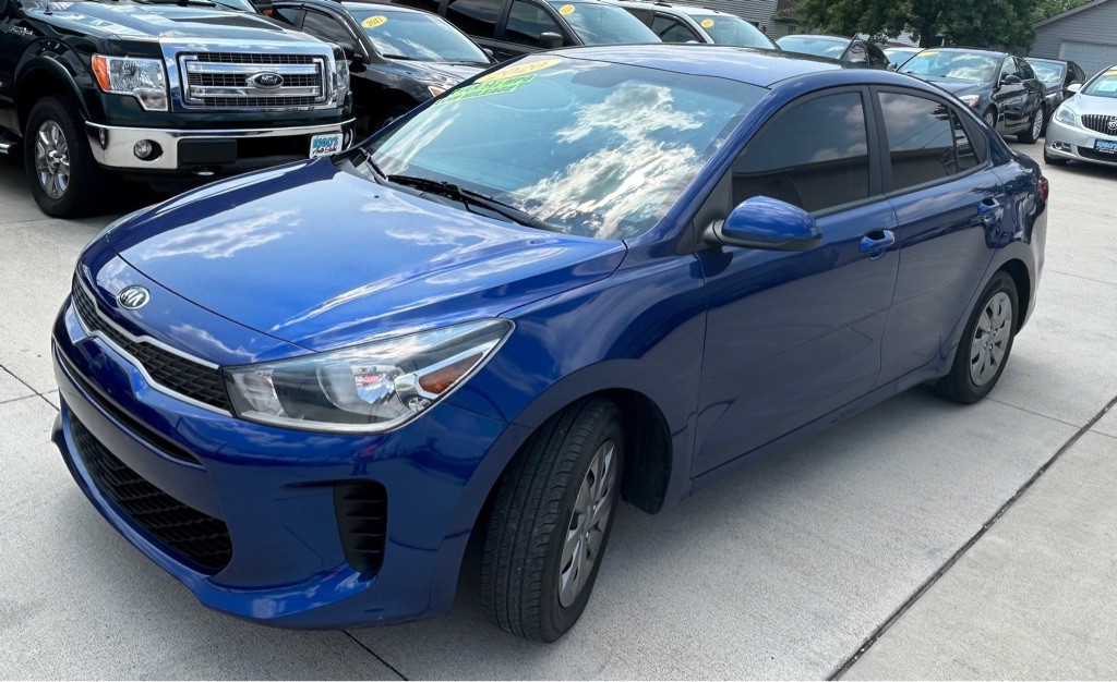 2020 Kia Rio Image 3