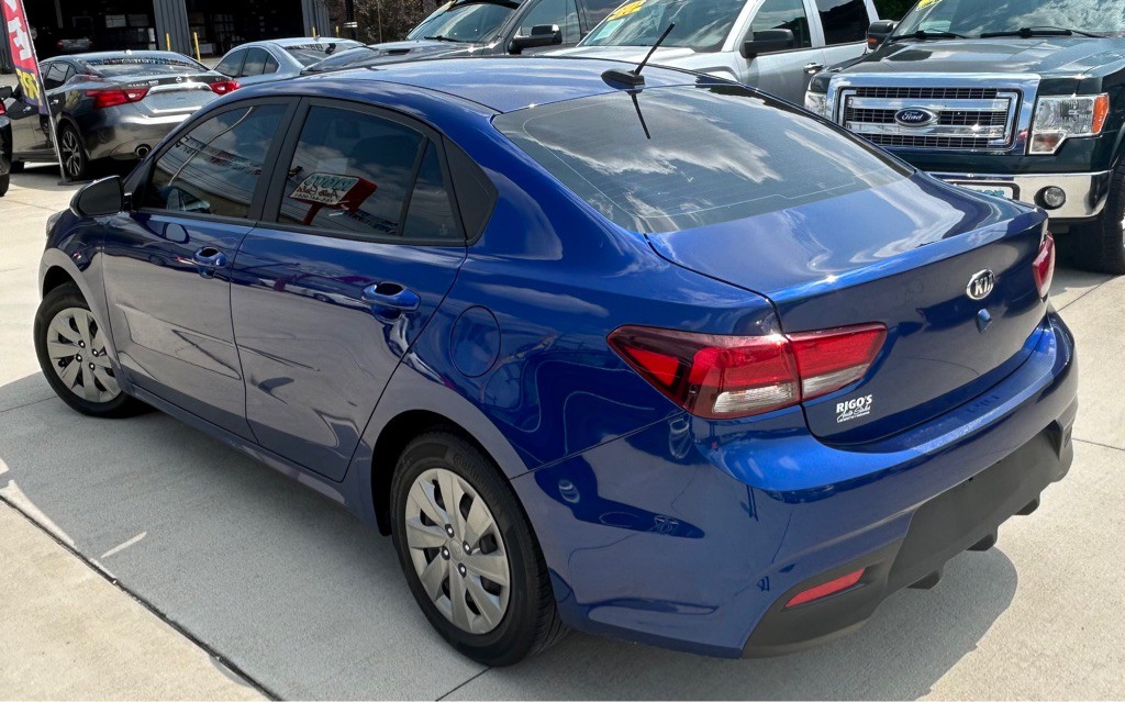 2020 Kia Rio Image 4