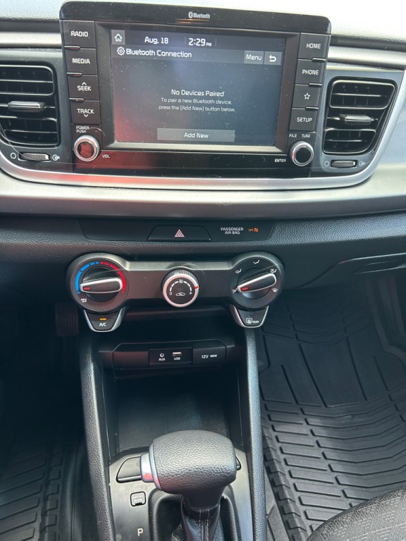 2020 Kia Rio Image 16