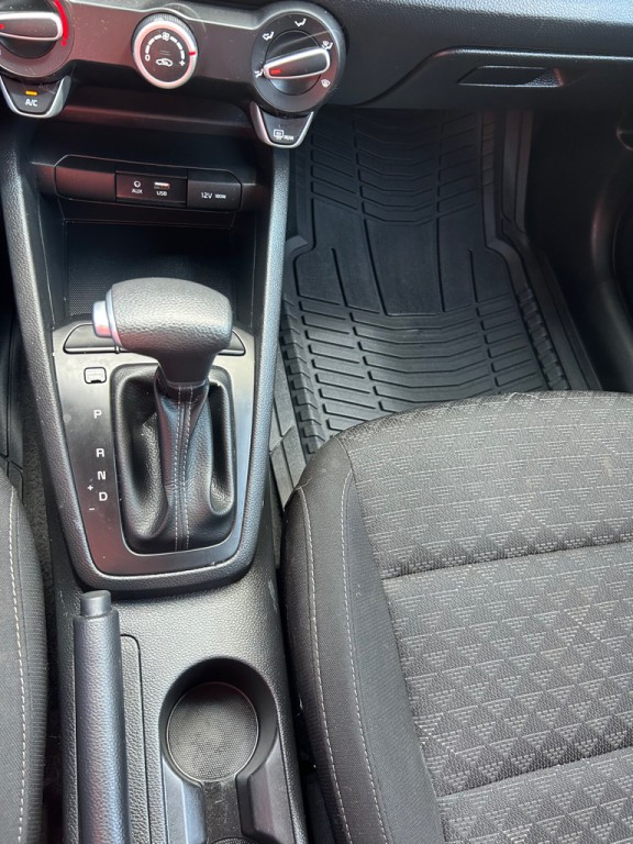 2020 Kia Rio Image 18