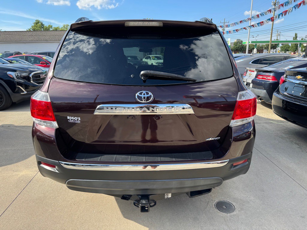 2013 Toyota Highlander Image 4