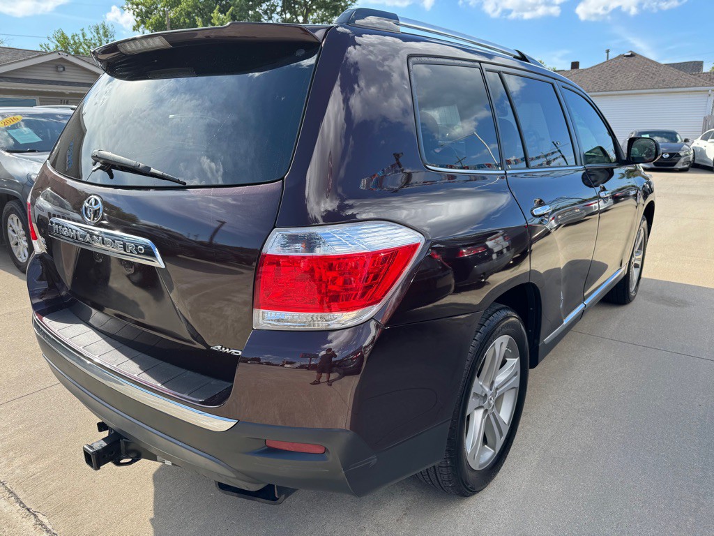 2013 Toyota Highlander Image 5