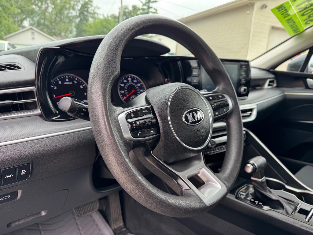 2021 Kia K5 Image 13