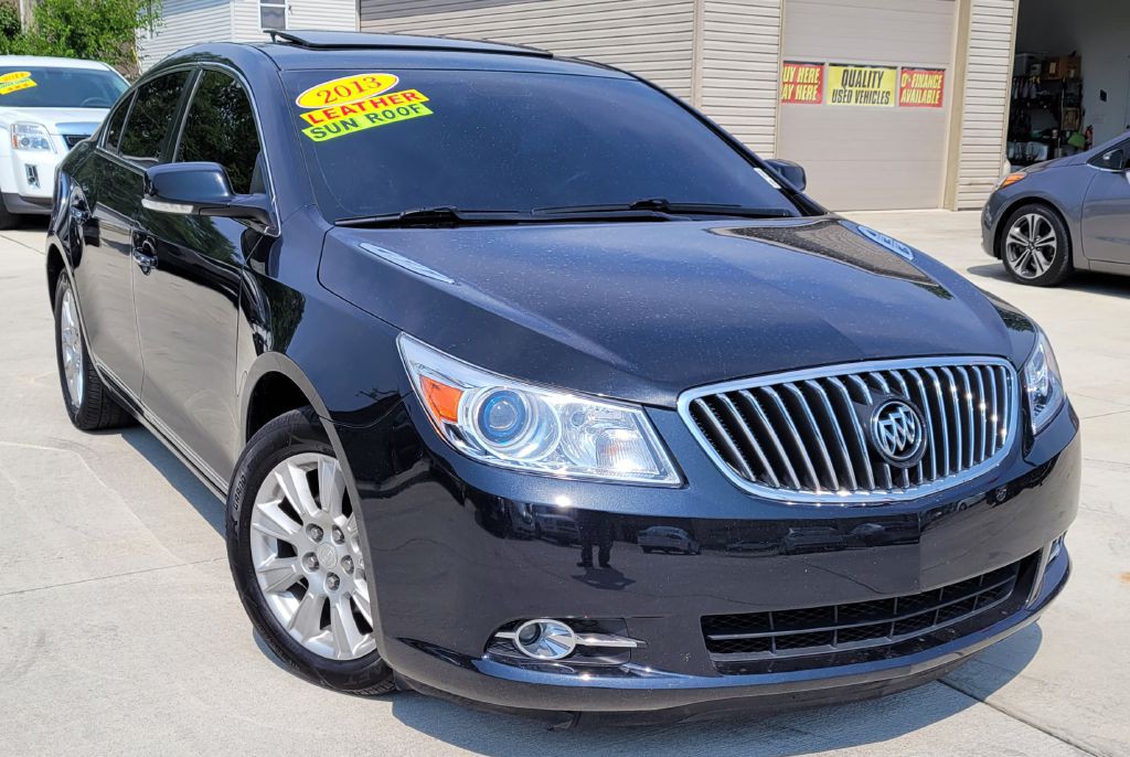 2013 Buick Lacrosse Image 1