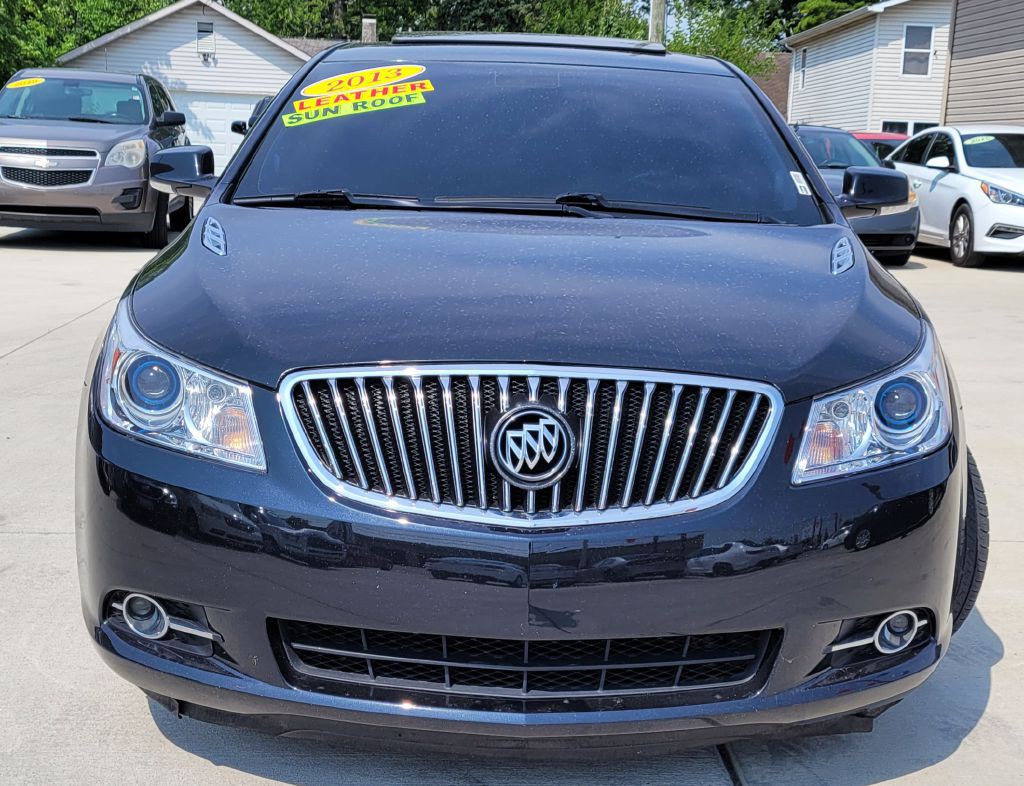 2013 Buick Lacrosse Image 2