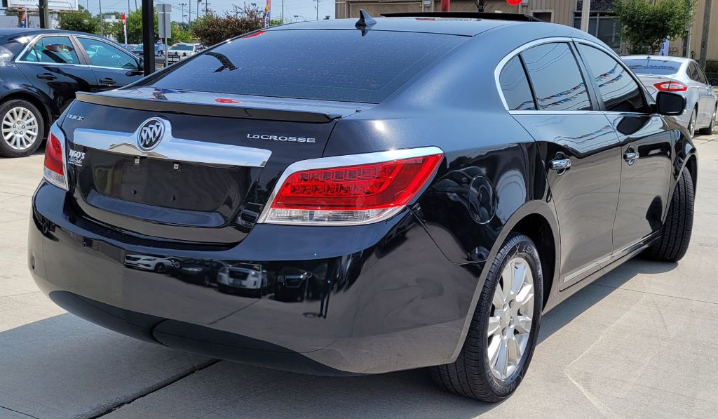 2013 Buick Lacrosse Image 8