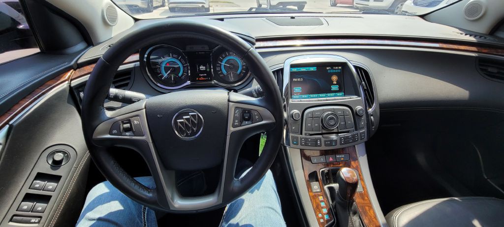 2013 Buick Lacrosse Image 10