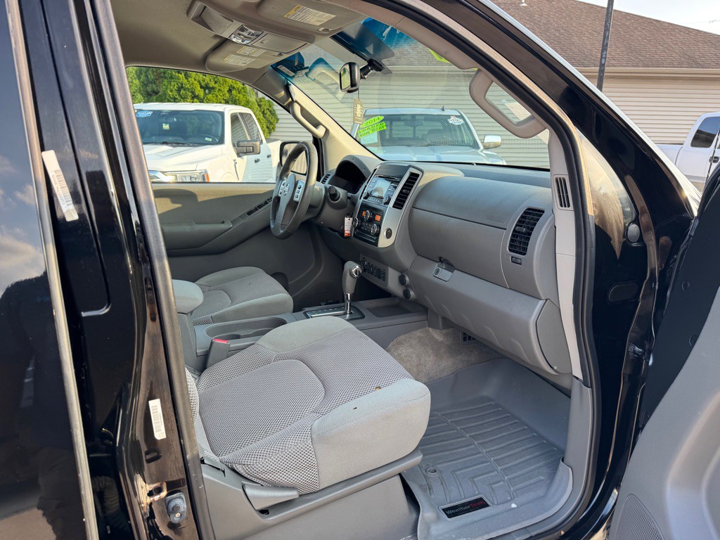 2014 Nissan Frontier Image 7